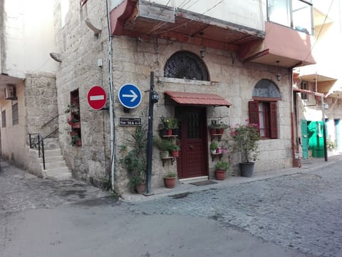 Saydet Zgharta Church — photograph 6