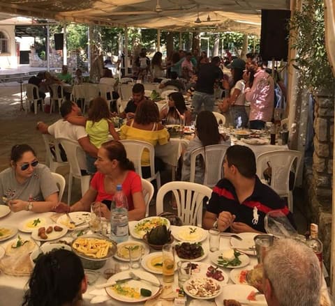 Jamal Libnan - Restaurant — photograph 3