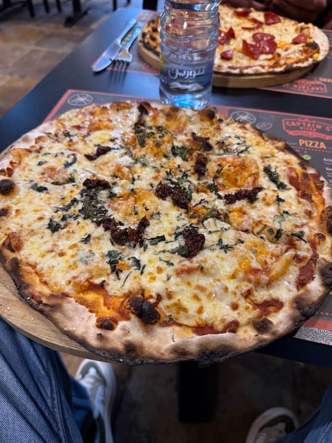 Captain's Pizza Wood Oven — photograph 2