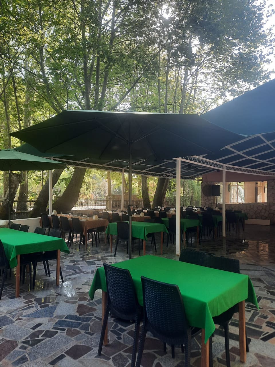 Maatouk Resto Cafe