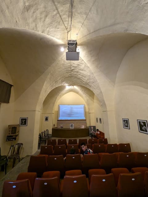 Cinema Douma — photograph 3
