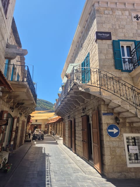 Bou Nicolas Markets — photograph 2
