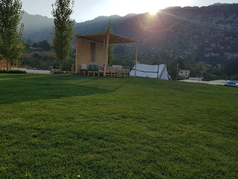 Canyon Hills Guesthouse & Resort — photograph 4