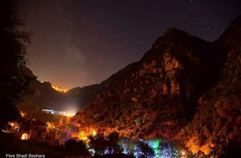 Wadi Tannourine — photograph 3