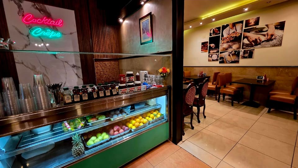 Rayess Restaurant