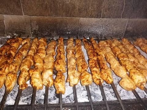 Rayess Restaurant — photograph 3