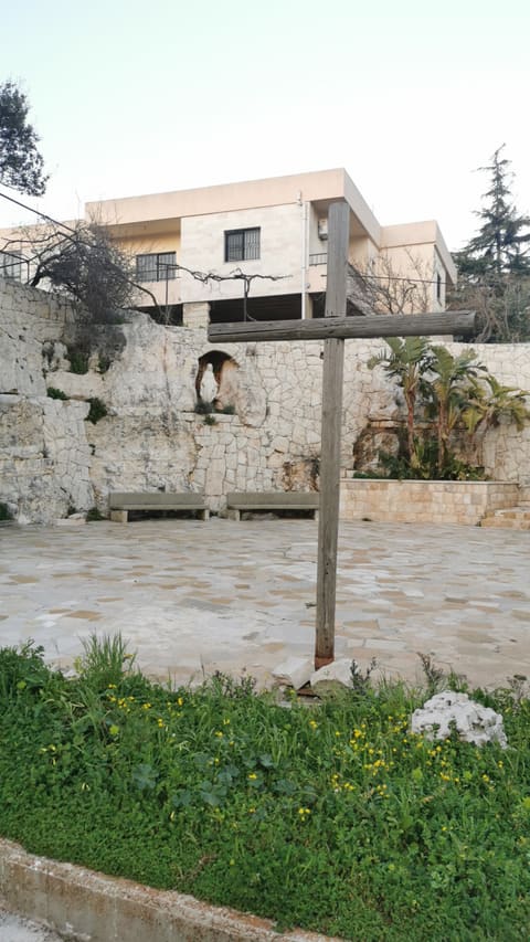 Sayidet al Maounet Church — photograph 2