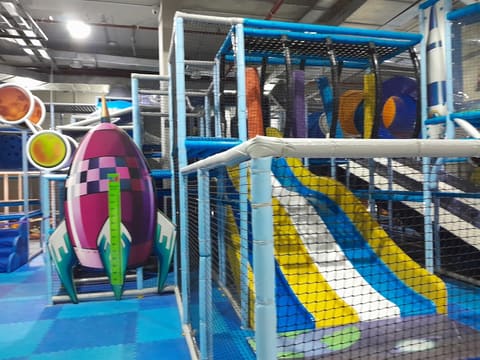 FUNSCAPE — photograph 2