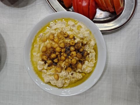 Abou Hassan Restaurant — photograph 5