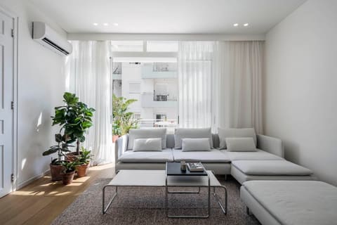 BEIROOTED penthouse — photograph 3