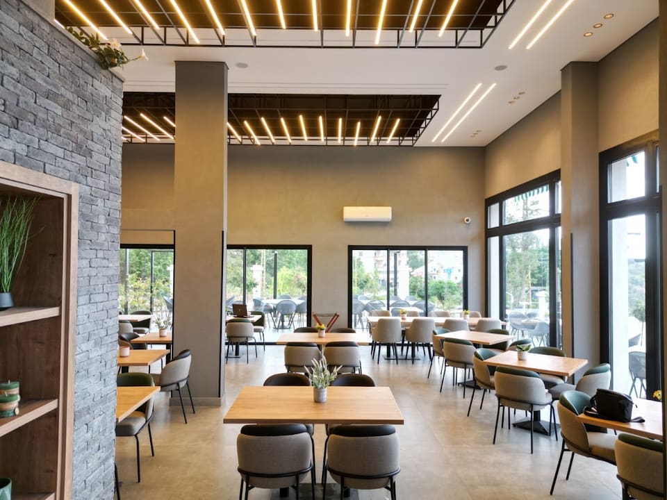 Dar almayass restaurant