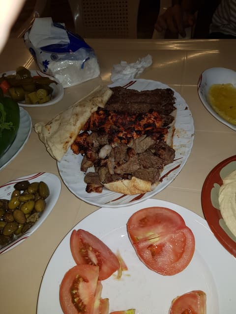 Mataam Al Jowzeh El Kbeer — photograph 5