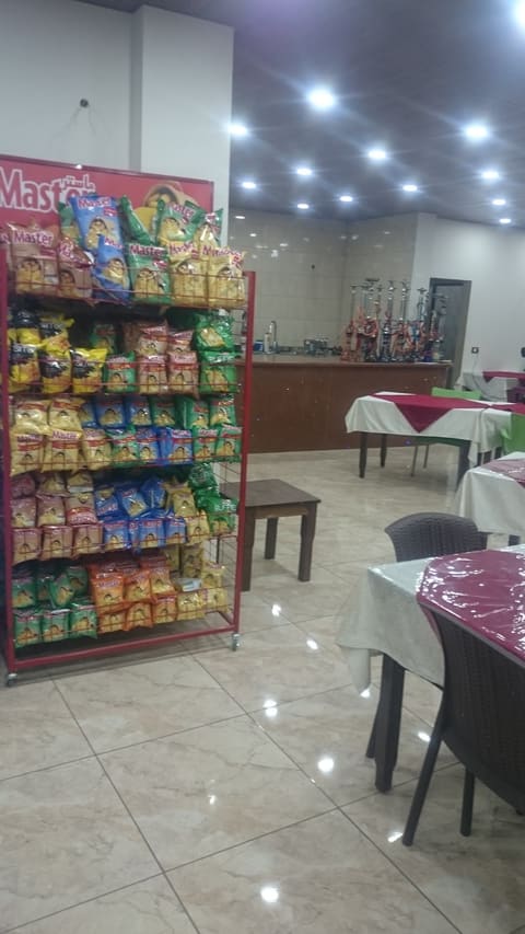 Salloum Resto Cafe — photograph 4