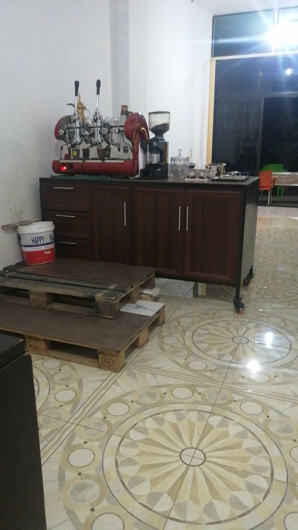 Cafe Reshfe