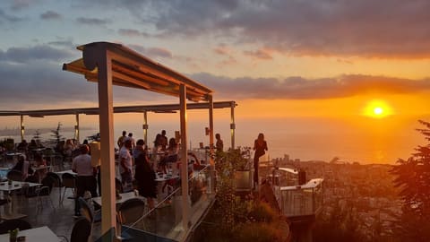 The Terrace Restaurant / Bar Lounge — photograph 4