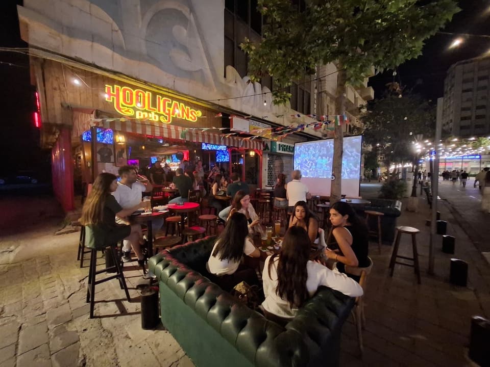 Hooligans Bar and Grill