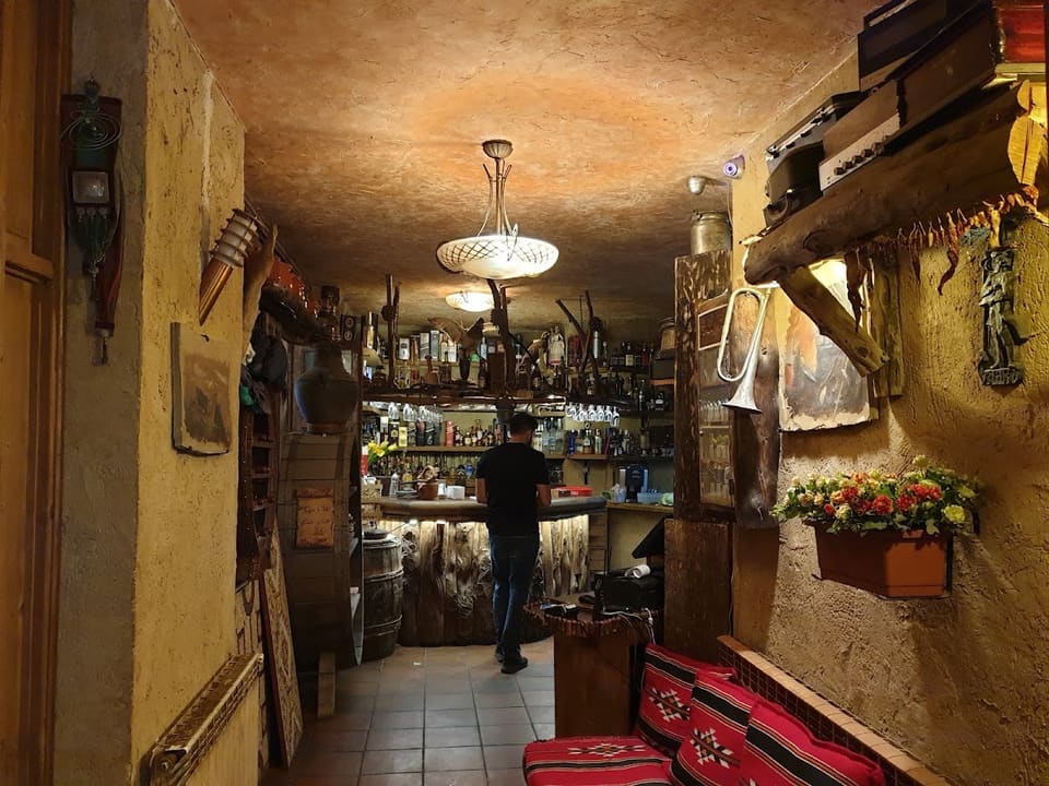 Chez Cheker Restaurant