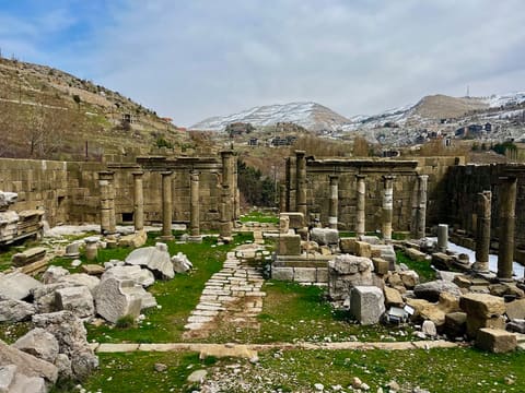 Faqra Roman Ruins (Kfardebian) — photograph 2