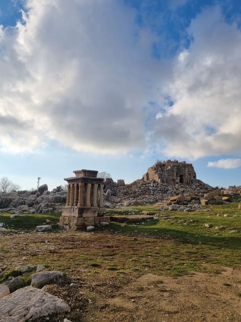 The shrine Kfardebian — photograph 3