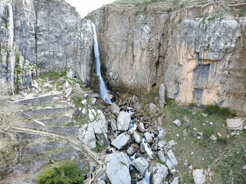 FARAYA Waterfall — photograph 3