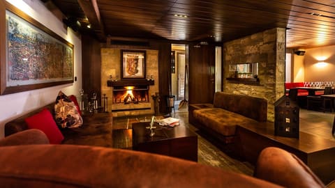 Eleven Hotel & Restaurant Kfardebian — photograph 2