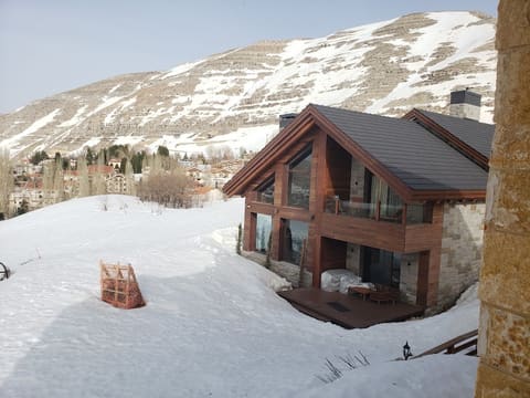 Tilal Al Assal Kfardebian — photograph 3