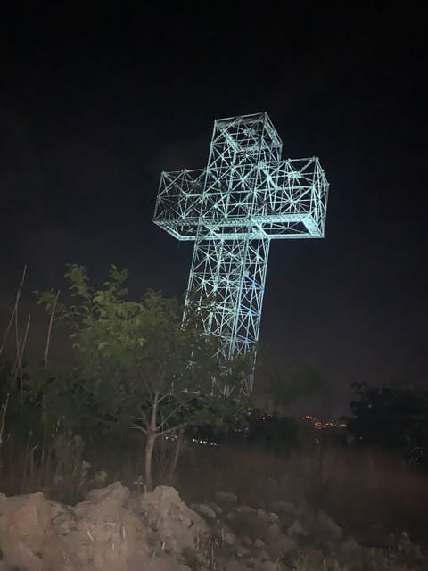 Cross of All Nations "largest illuminated cross in the world" — photograph 2