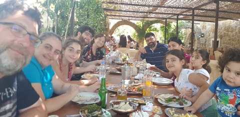 Al Noujoum Restaurant — photograph 5