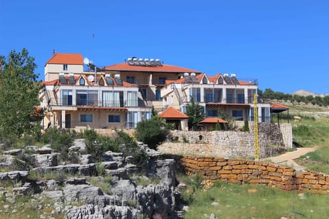 Laklouk Country Club — photograph 5