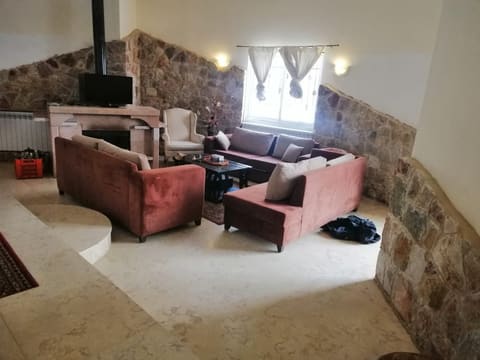 Paradise Guesthouse — photograph 6