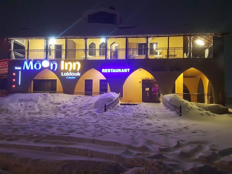 Moon Inn Laklouk
