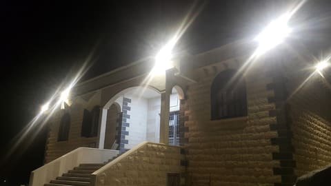 Laqlouq Khaled Ben Al Walid mosque — photograph 2