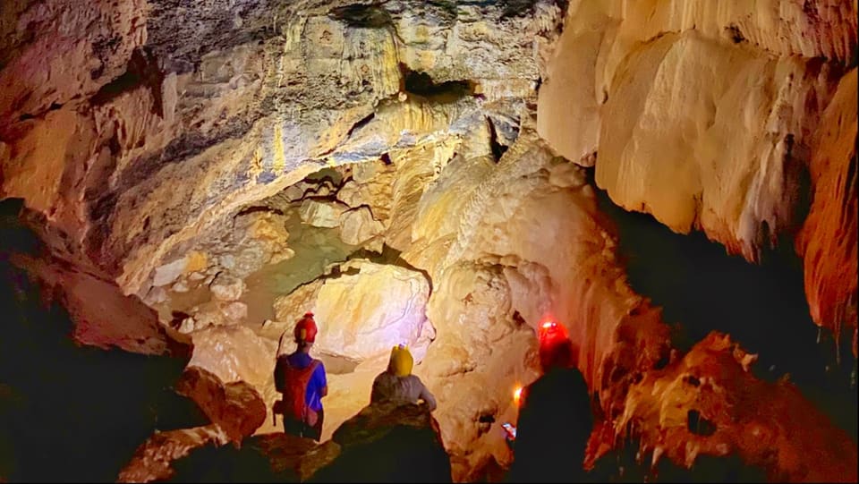 Rweiss Grotto Adventure Park