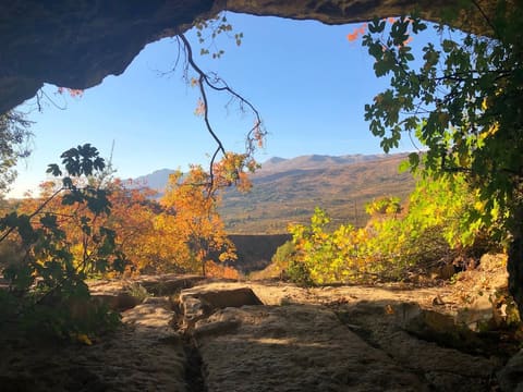 Rweiss Grotto Adventure Park — photograph 3