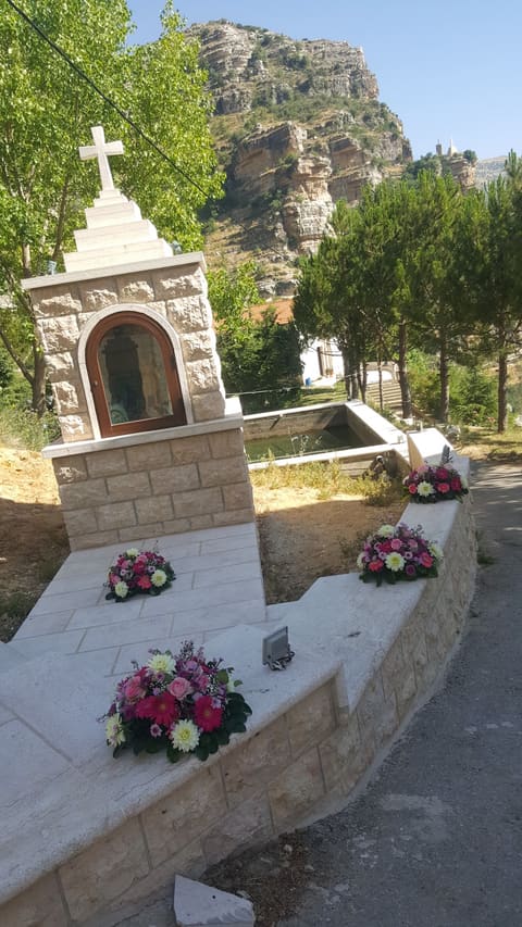 Saint Elias Church — photograph 5