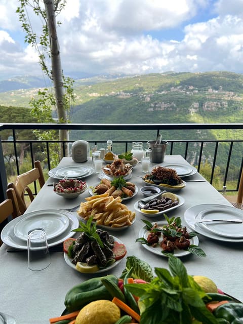 Al Mazar - Restaurant — photograph 5
