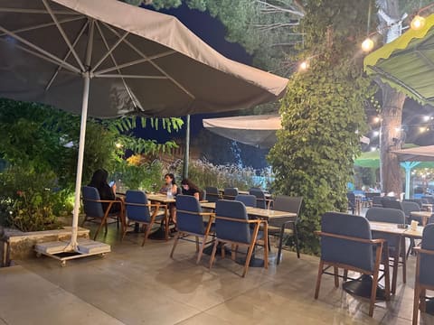 Mashra Cafe Broumana — photograph 4