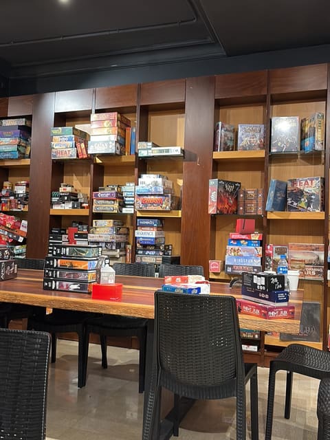 On Board Games and Tales - Broumana — photograph 2