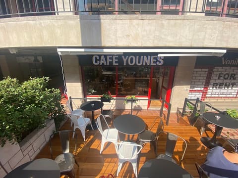 Cafe Younes Broumana — photograph 6