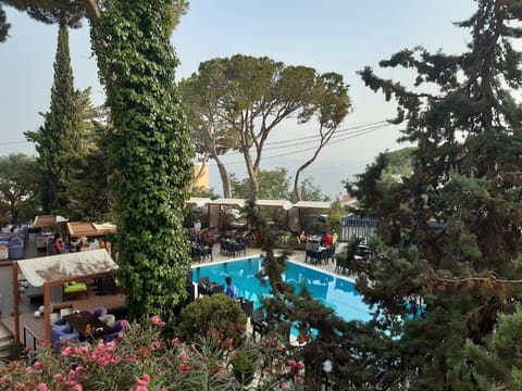 Garden Hotel Broumana — photograph 4