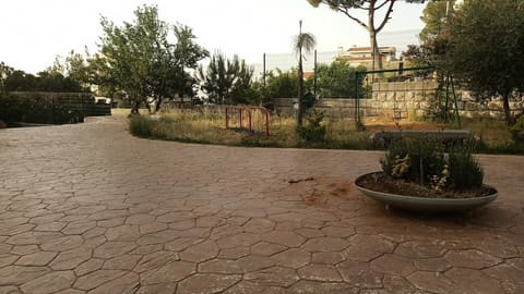 park Courbevoie — photograph 3