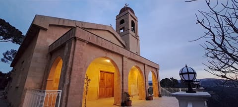 Sayidat Al Bishara - orthodox Church — photograph 4