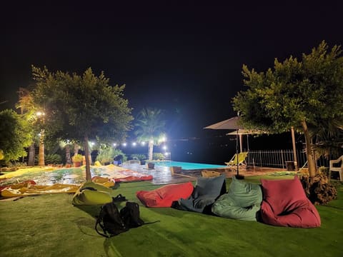 Villa Venue — photograph 2