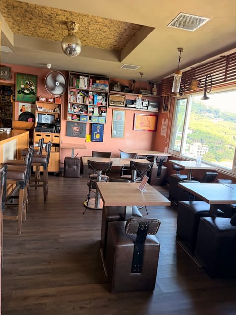 House Of Music HQ Café/Bar — photograph 5