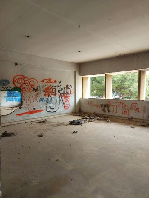 Abandonned Lebanese University Building — photograph 3