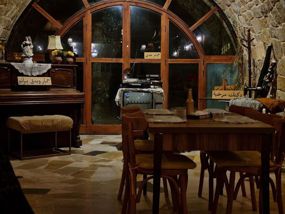 Aand Setti