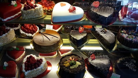 Plaisir - Pastry — photograph 3