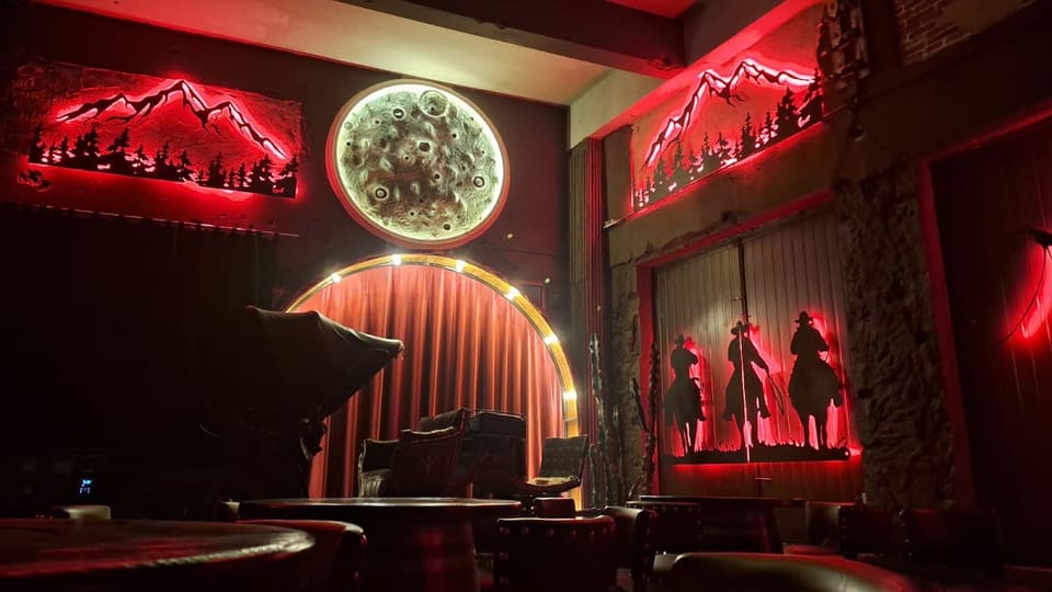 Saloon venue