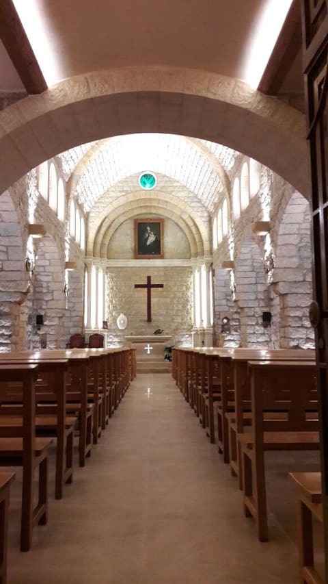 NOTRE DAME NOURRICIÈRE — photograph 2