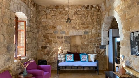 Beit Jedde Guesthouse — photograph 4